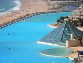 « La plus grande piscine du monde »
