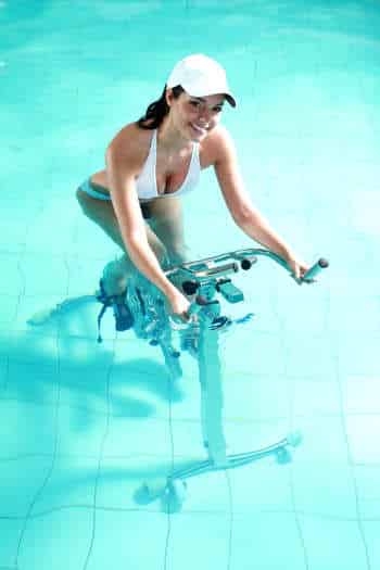 «L’ aquabike, pour combiner vélo et piscine»