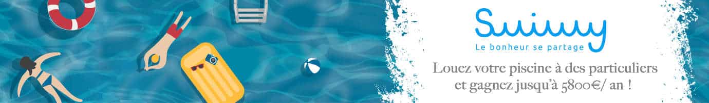 Une Eau De Piscine Verte